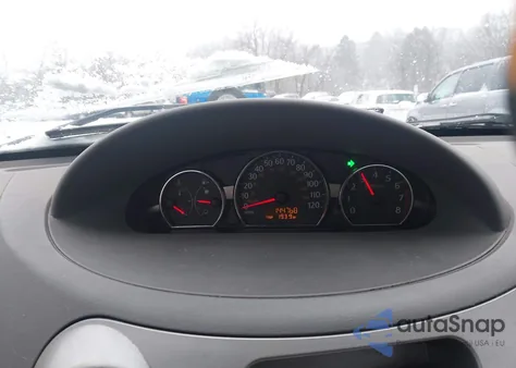 2007 Saturn Ion 2 из США, поврежденный, VIN 1G8AJ55F17Z195845